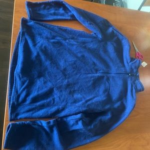 Dark blue zip up pull over from outdoor world